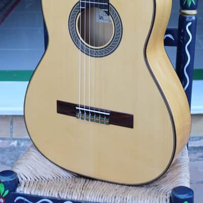 Flamenco Guitar Juan Montes Rodriguez Cypress + Hardcase Blanca image 1