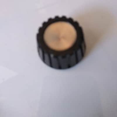 MAGNATONE BIGSBY MARK IV or V Original Volume/Tone Knob In Excellent Condition. 1955-1957 Magnatone Mark IV And V 1956 Black with Chrome image 5