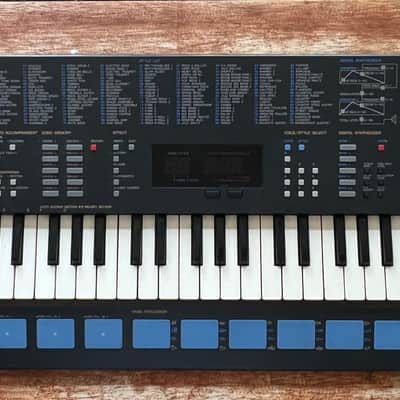 Yamaha PSS-680 1980s - Music Station-FM Synth