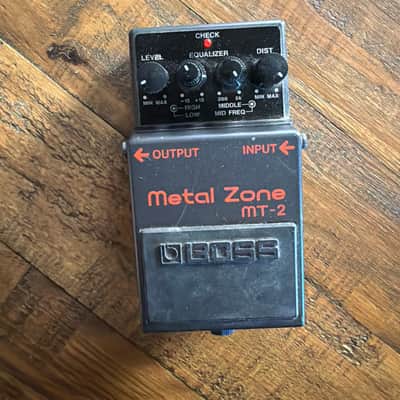 Boss MT-2 Metal Zone (Silver Label) 1991 - Present - Black image 1