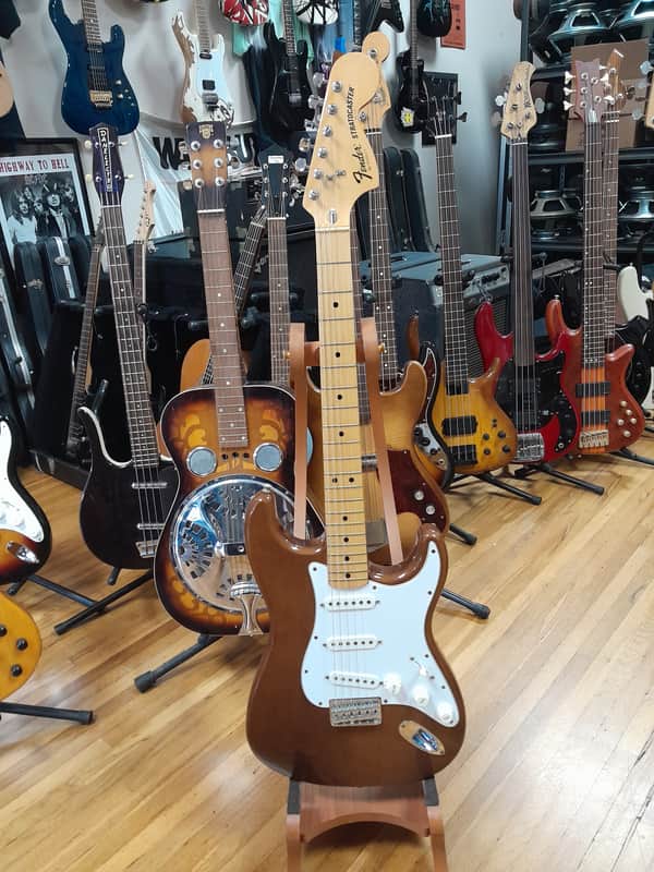 Fender Stratocaster with 3-Bolt Neck, Maple Fretboard-1977 - Walnut (Mocha) image 1