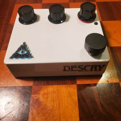 Seeker Electric FX Descry 2023 - White image 1