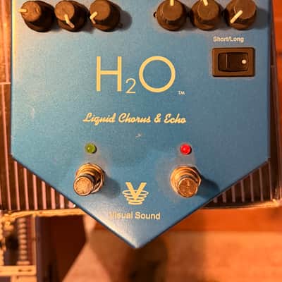 Visual Sound H2O V1 | Reverb