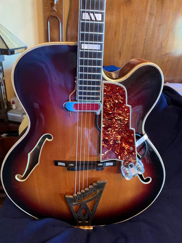 D'Angelico New Yorker 1954 Amber Sunburst w/original Lifton hardshell case image 1