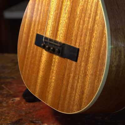 Waiz Baritone ukuele Classic series image 3