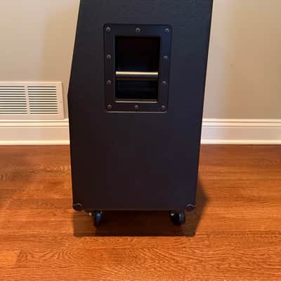 Mesa Boogie Rectifier 120-Watt 2x12" Vertical Slant Guitar Speaker Cabinet image 4