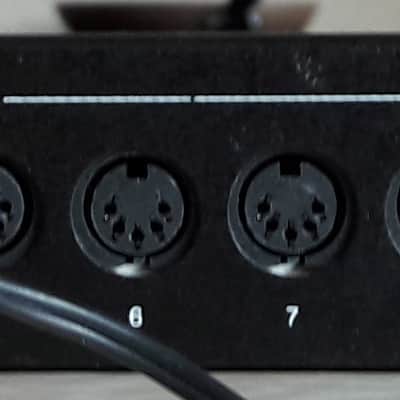 MidiQuest Opcode 8 Port/SE and 14 Midi cables! image 5