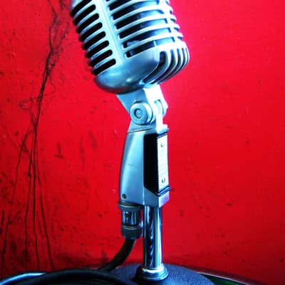 Vintage early 1960's Shure 55S Unidyne dynamic cardioid microphone Multi Z w cable Elvis 55 55SW 556S image 4