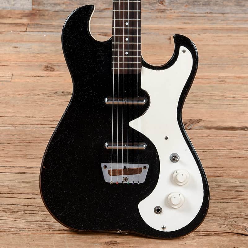 Silvertone 1449 with Case Amp image 2