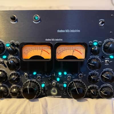 Shadow Hills Mastering Compressor with PSU 2010s - Black image 1