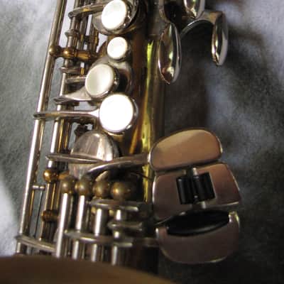 1972 KEILWERTH TONEKING ALTO SAX (RARE AND COLLECTABLE) image 5