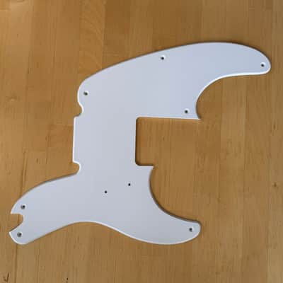 Fender Precision Bass 2000's image 4