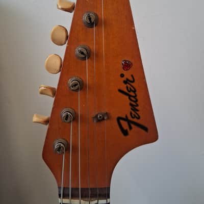 Fender Arrow Guitar with Hardcase image 7