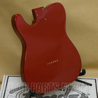 099-7500-709 Fender Deluxe Series Telecaster® SSH Alder Body Modern Bridge Mount, Candy Apple Red image 4
