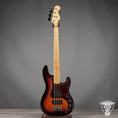 1996 Fender American Deluxe Precision Bass - 9.51 LBS image 3
