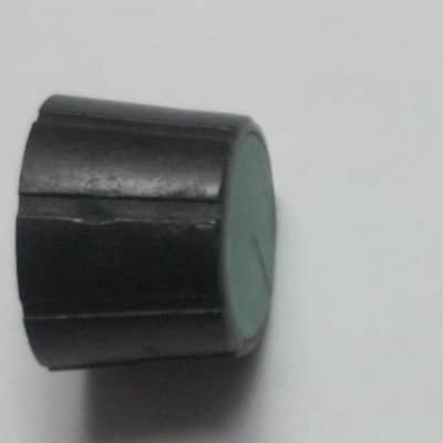 ONE lightly used genuine DOD Green & Black knob for 545-A Wah Filter or 565 Stereo Chorus (Performer Series) NO pedal - NO other items, 1980s, hard plastic, Green TOP, Black SIDES, Black Top EDGE, Black Position LINE image 7