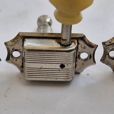 Kluson set of 6 (3+3) no line single ring tuners - 1953 - to mid 1956 image 4