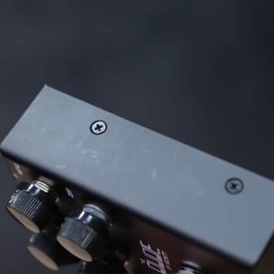 J. Rockett Audio Designs The Dude Classic Dumble Overdrive Effect Pedal image 8