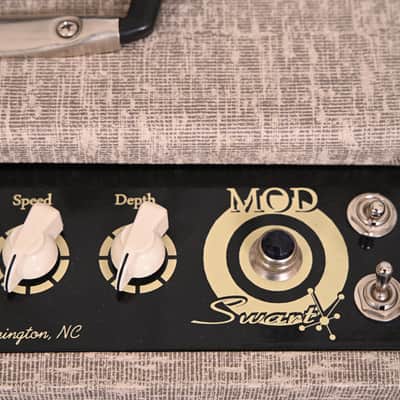Swart MOD 84 with Creamback 75 image 7