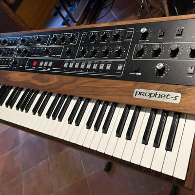 Immagine Sequential Prophet 5 Rev 4 Expanded 10 voices - 2