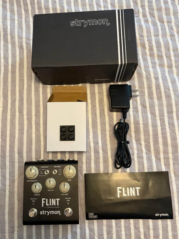 Strymon Flint Reverb and Tremolo V2