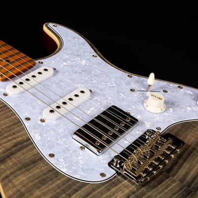 Jet JS-450 TBK 450 Series Basswood Flamed Maple Top Body Canadian Roasted Maple Neck 6-String Electric Guitar image 8