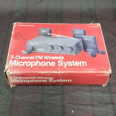 Realistic 3-Channel FM Wireless Microphone System image 5