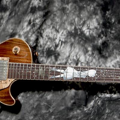 Illusion Guitars Roxanne Custom Shop Natural Finish Brand New!! image 7
