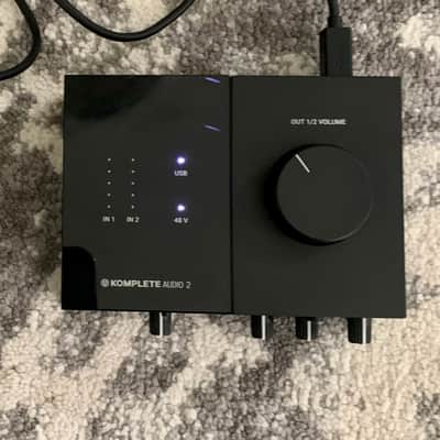 Native Instruments Komplete Audio 2 USB Audio Interface 2019 - Present - Black image 2