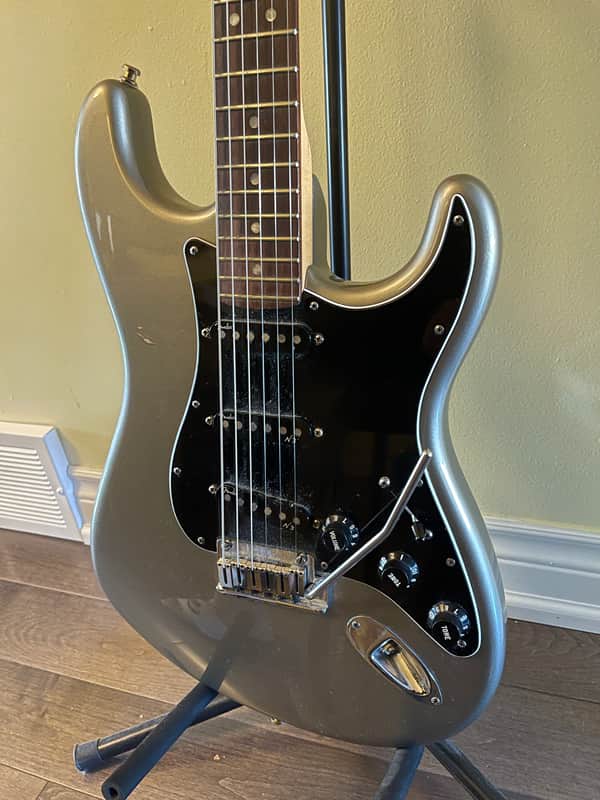 Fender Deluxe Stratocaster