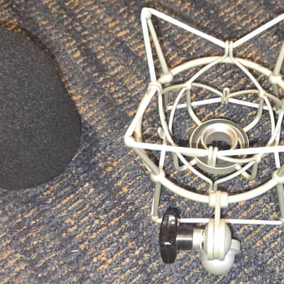 Neumann U 87 Ai Large Diaphragm Multipattern Condenser Microphone 1986 - Present - Nickel image 10