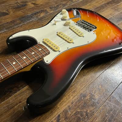 Fernandes The Revival Stratocaster Electric Guitar MIJ Japan Sunburst image 4