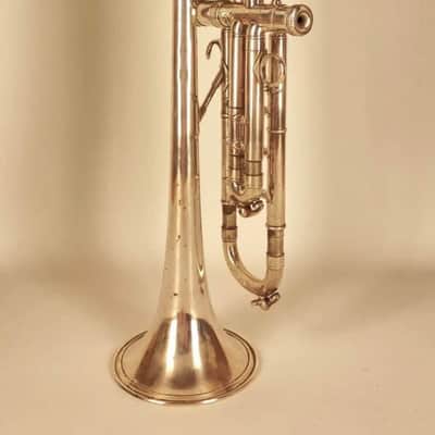 Selmer Trumpet 1957s- S/N 18xxx 1957s - silver plating image 3