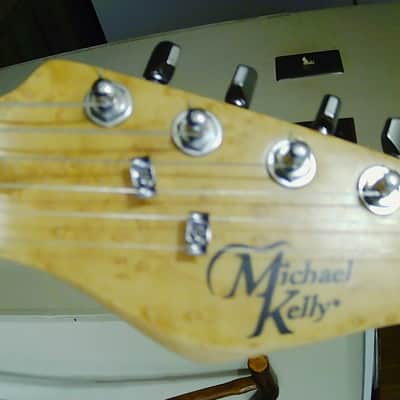 Michael Kelly 53DB with Rosewood Fretboard Dark Tiger Eye Locking Tuners image 4