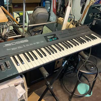 Yamaha ds55 late 1980s Synthesizer low battery image 1