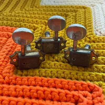 Kluson Deluxe D-169400 - 3 Beautiful Original Tuners! - image 3