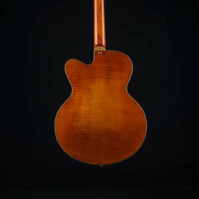 Eastman AR580CE Honeyburst Archtop Guitar NEW image 3
