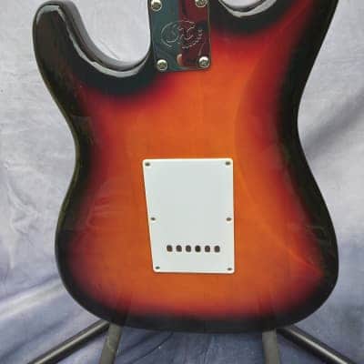 SX Vintage Series Stratocaster 2000s - Tobacco Burst image 7