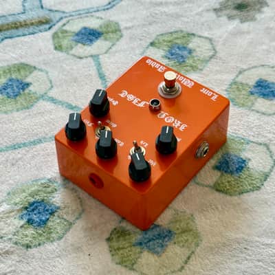 Lone Wolf Audio Iron Fist V2 Fuzz Orange image 2