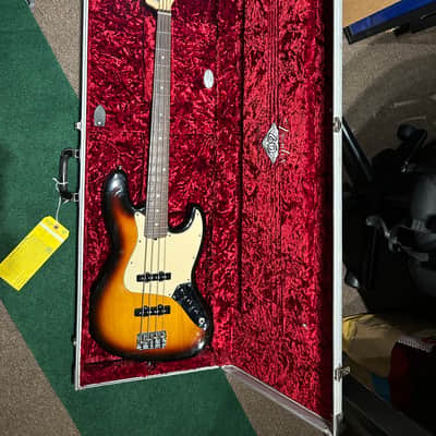 Fender 60th Anniversary American Jazz Bass 2005 - 2006 - 3-Color Sunburst image 8