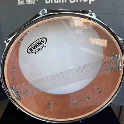 Yamaha Maple Custom Absolute 5.5x14" Snare Drum in Satin Vintage Maple (Rm4) image 5