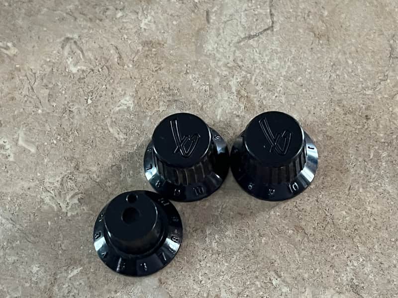 set Fender Japan F logo knobs black guitar bass Lyte image 1