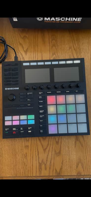 Native Instruments Maschine MKIII | Reverb Canada