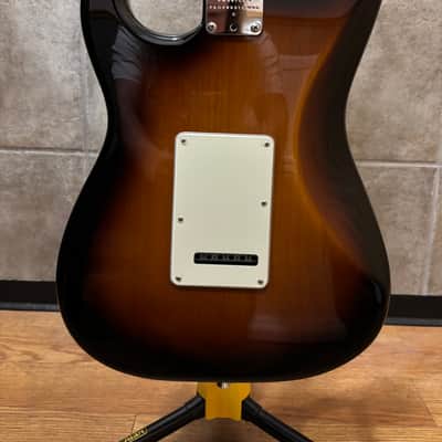 Fender American Professional II Stratocaster - Anniversary 2-Colour Sunburst image 7