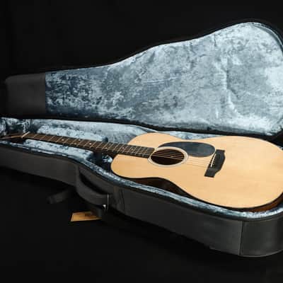 Martin 000-12E FG Sitka/Koa Veneer w/MX-T 306 Bild 10