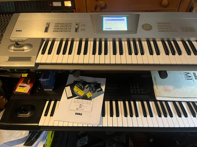 Korg Trinity 61-Key 32-Voice Polyphonic Workstation