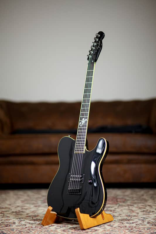 Fender SE Esquire Custom Scorpion 2003 | Black