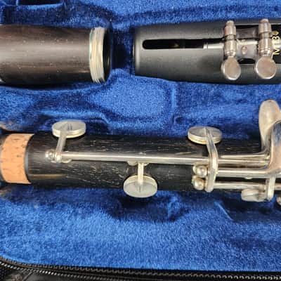 Buffet Crampon E11 CLARINET image 2