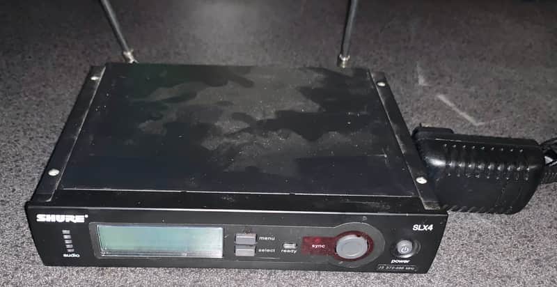 Used Shure SLX4 Wireless Receiver only with power supply image 1