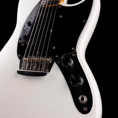 Vintage 1965 Fender Duo-Sonic II White with OHSC image 5